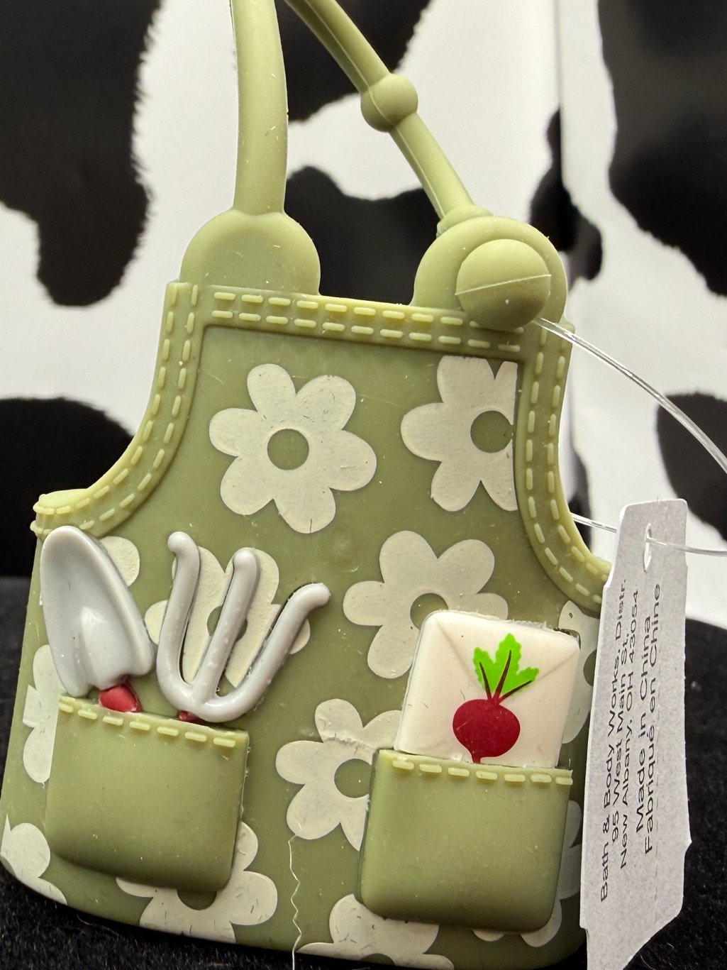 Green Floral Garden Apron Pocketbac Hand Sanitizer Holder